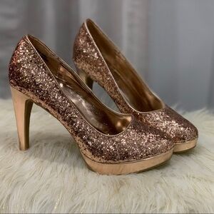 Rampage Tangela gold sequined shoes heels